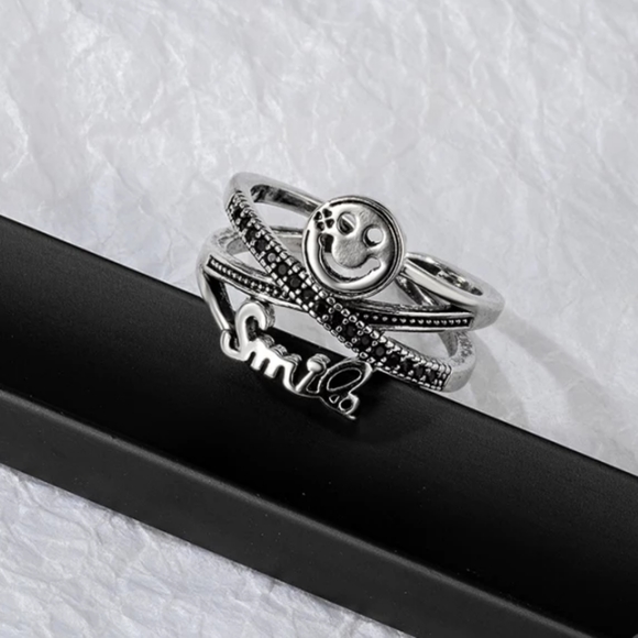 Silver 925 SMILE Ring - Picture 7 of 8